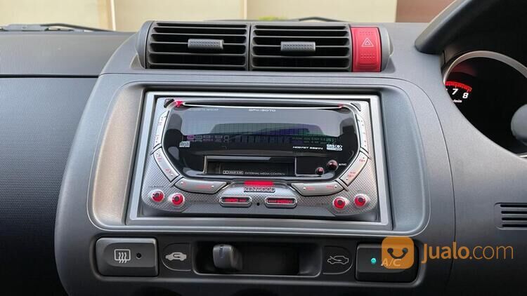 HONDA JAZZ i- DSI 2007 MT low Kilometer ( MOBIL ANTIK!! )