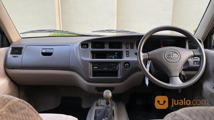 TOYOTA KIJANG LGX KF83 TH 2003 MT LOW KILOMETER (MOBIL ANTIK!!)