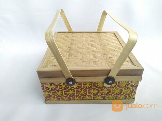 Kotak bambu tempat packaging bingkisan uk.25x25cm