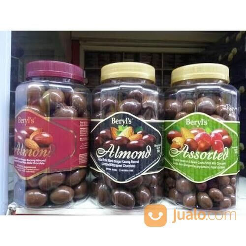 Coklat Almond Delfi