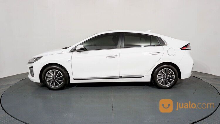 Hyundai Ioniq EV 4X2 Signature AT 2020 Putih