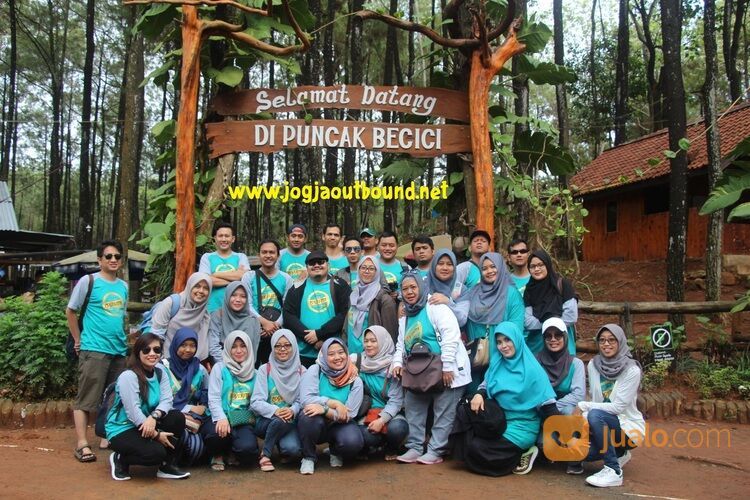 Outbound di Puncak Becici Hutan Pinus, Wisata Outbound Seru di Puncak Becici