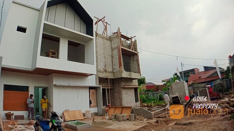 Rumah Baru 2 LT Dalam Cluster Lokasi di Jalan Putri Tunggal Cimanggis Depok