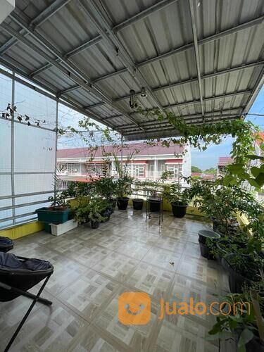 Rumah Komplek Victoria (Jalan Kanal - Titi Kuning) Medan