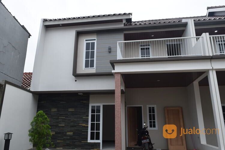 townhouse 2 lantai manis dealova caringin