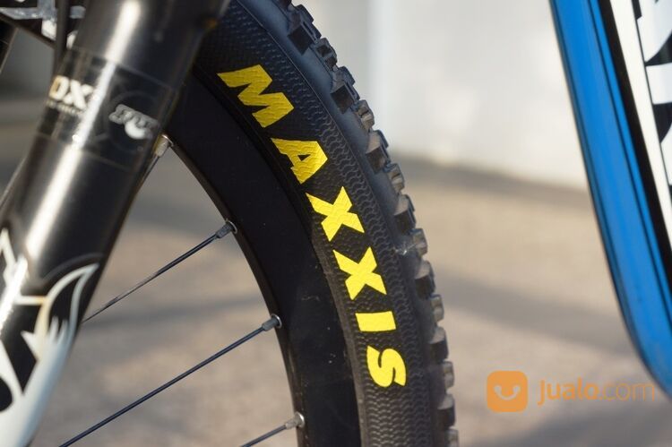 spek sultan MTB Giant Trance sepeda gunung bekas surabaya