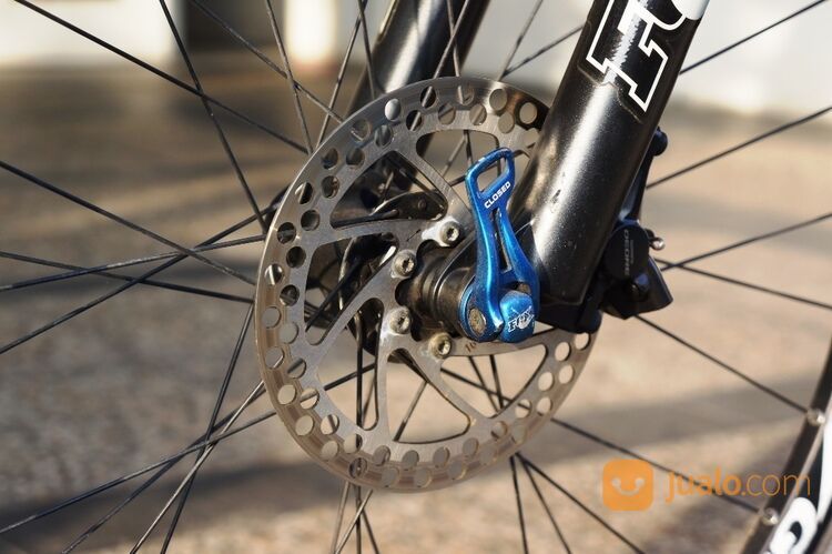 spek sultan MTB Giant Trance sepeda gunung bekas surabaya