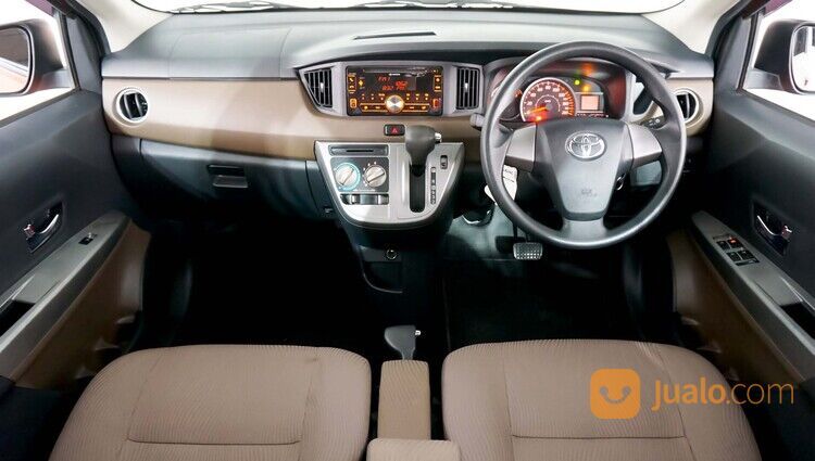 Toyota Calya G AT 2017 Orange