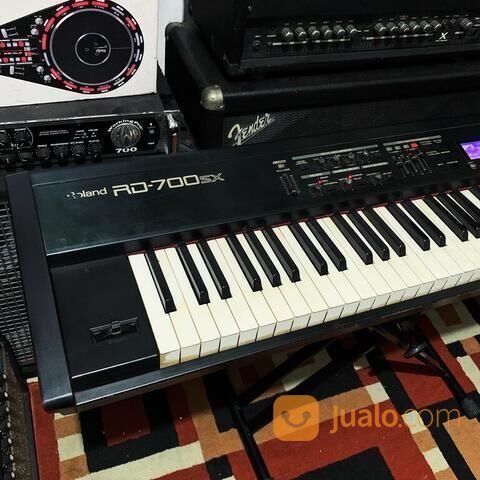 Roland RD700SX Second Like