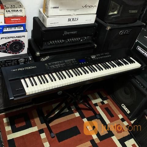 Roland RD700SX Second Like