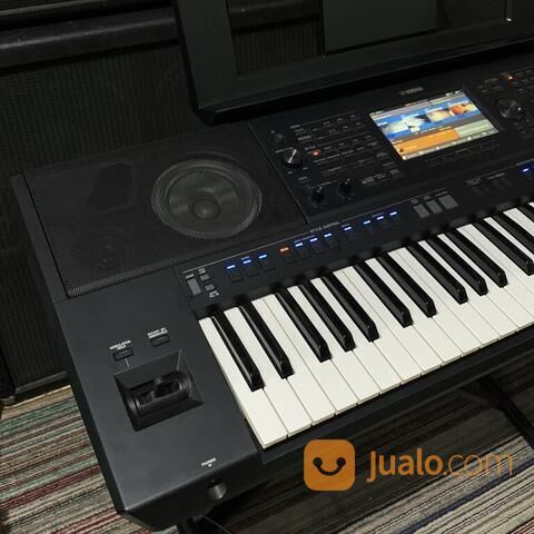 Keyboard Yamaha PSR SX900 Second Like