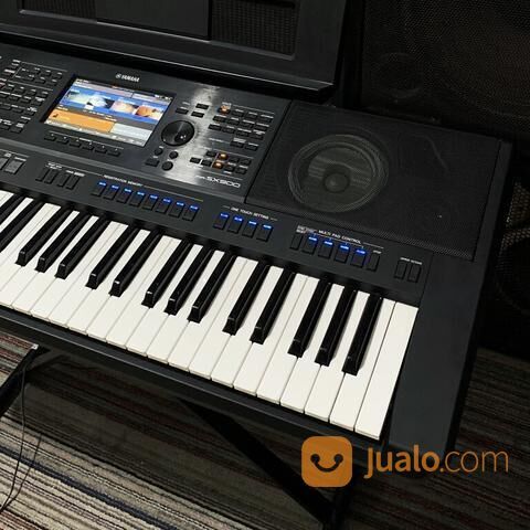 Keyboard Yamaha PSR SX900 Second Like