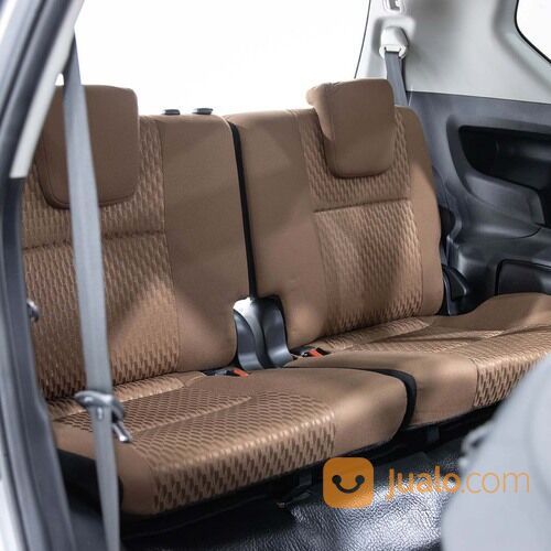 TOYOTA INNOVA (SILVER METALLIC) TYPE G 2.0CC A/T (2016)