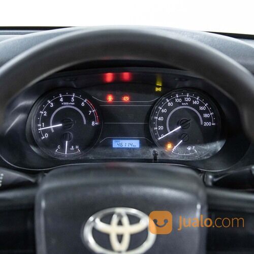 TOYOTA HILUX (SOLID WHITE) TYPE SUPER CAB REVO 2.0CC M/T (2015)