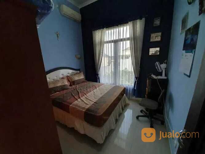 Rumah Mewah Graha Taman Bunga BSB City