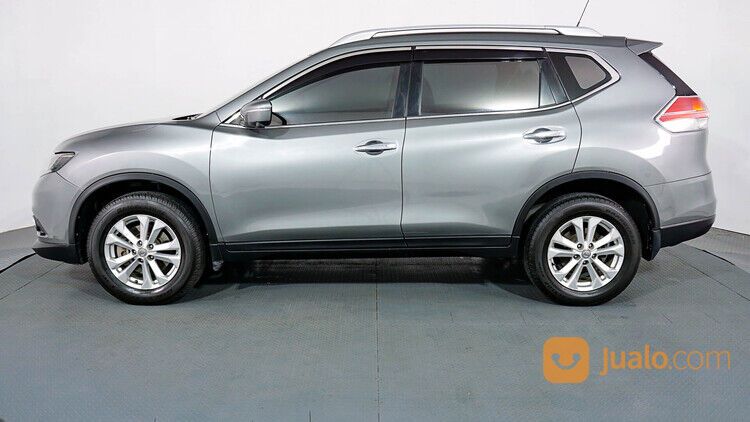 Nissan X-Trail 2.0 AT 2016 Abu-Abu