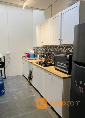 Rumah Lokasi Strategis di Cluster Whelford Greenwich Park