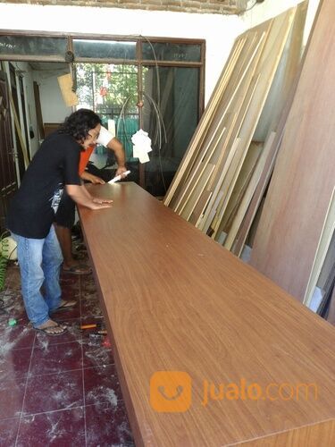 Tukang Kayu Mebel HPL Surabaya