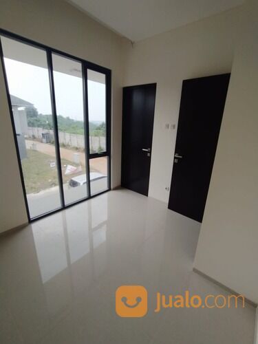 Rumah Baru Lokasi Strategis di Cluster Golden Park 2 Serpong