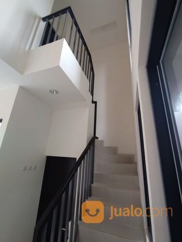 Rumah Baru Lokasi Strategis di Cluster Golden Park 2 Serpong