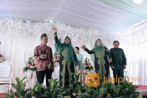 Jasa Mapag Pengantin Aki Lengser Dan Sawer Adat Sunda