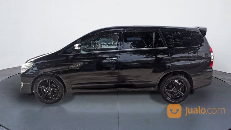 Toyota Innova 2.0 V Luxury AT 2013 Hitam