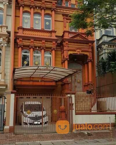 Rumah Town House Cordoba PIK Semi Furnish