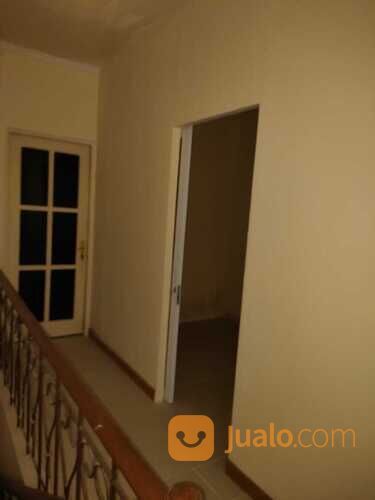 Ruko 2 Lt di Sentra Eropa Kota Wisata Cibubur