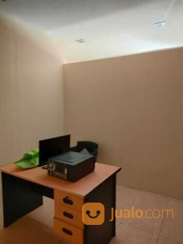 Ruko 2 Lt di Sentra Eropa Kota Wisata Cibubur