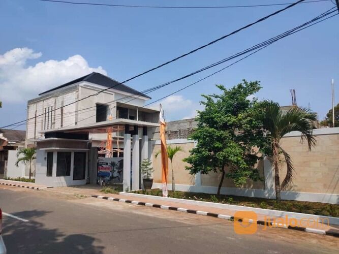 Rumah Mewah Alun alun Cilacap