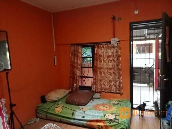 Rumah di Perumahan Taman Pulogebang, Jakarta Timur