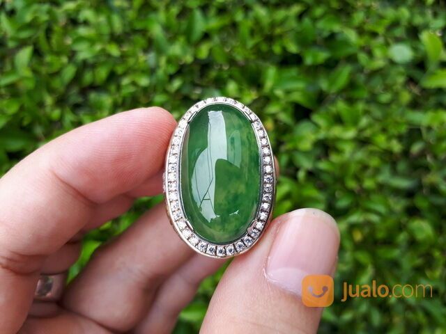 Batu Permata Idocrase Hijau Lumut Aceh Super IDC016 Body Glass