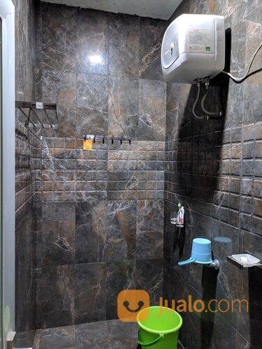 Rumah Nyaman di Perumahan Ciateul Tarogong Kaler Garut 2 Kavling Siap Huni