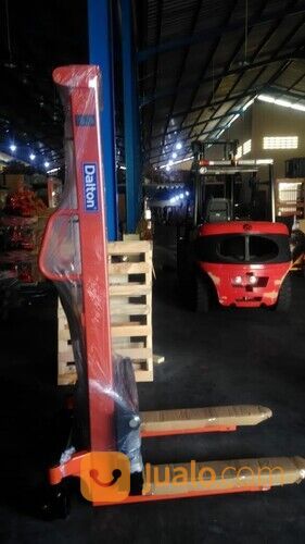 Hand Stacker 2 ton Solo manual / hand lift 2 ton Solo murah / stacker 2 ton murah di Solo