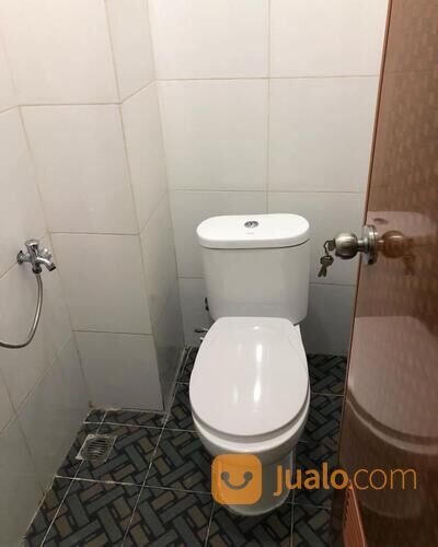 KOS KOSAN DEKAT DENGAN UPH LIPPO KARAWACI TANGERANG