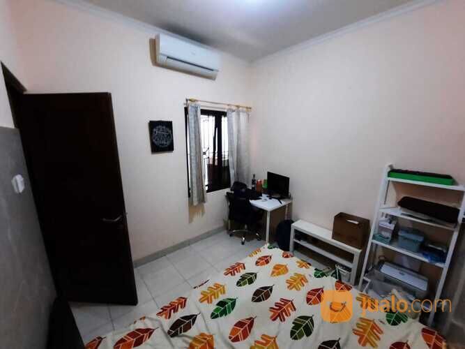 Rumah Cantik Di Cluster Aralia Harapan Indah, Bekasi.