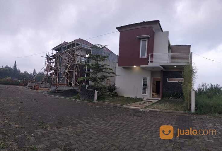 Sale Rumah Villa Kawasan Hotel Golden Tulip Batu
