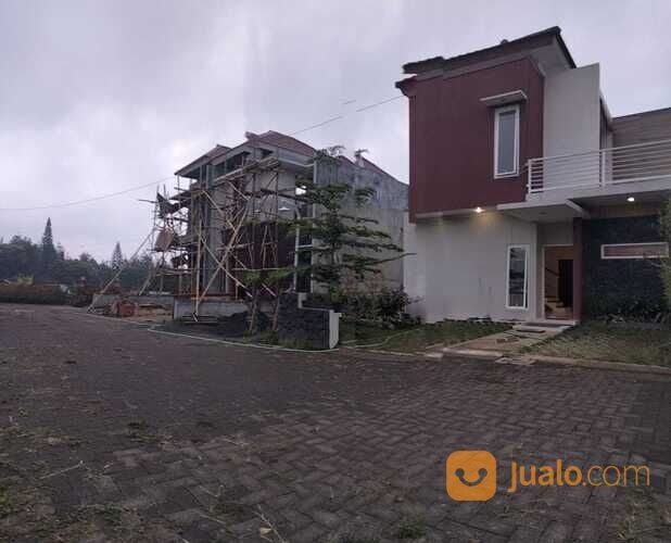 Sale Rumah Villa Kawasan Hotel Golden Tulip Batu