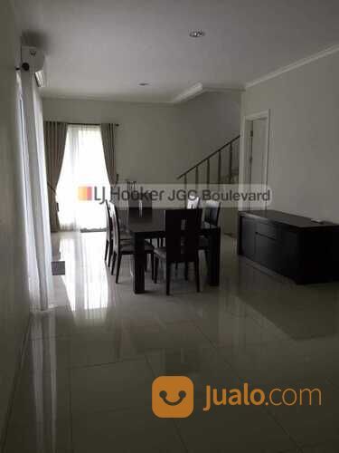 rumah di Cluster Vernonia Summarecon Bekasi