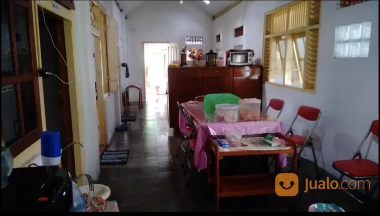 Rumah Jalan Sumatera Pusat Kota Madiun Bangunan Bagus Terawat Model Klasik Kuno