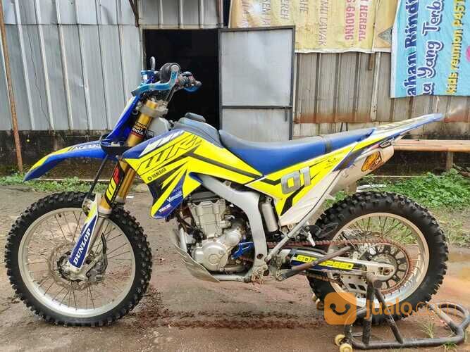 MOTOR YAMAHA WR 250, TAHUN 2015