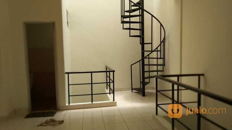 Ruko Venice graha Raya sangat rapi dan strategis