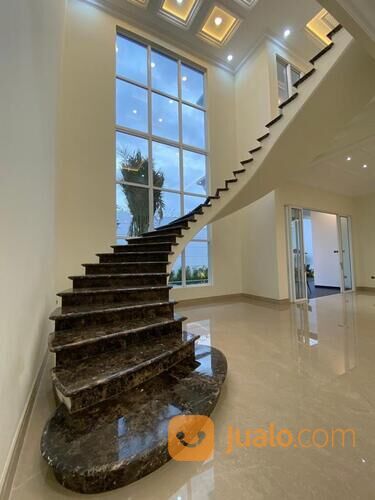 Rumah Mewah di Lokasi Elit Pondok Indah
