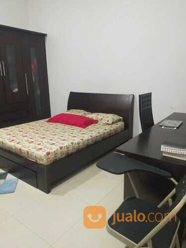 Rumah Townhouse dekat Pejaten Village Mall Jakarta Selatan