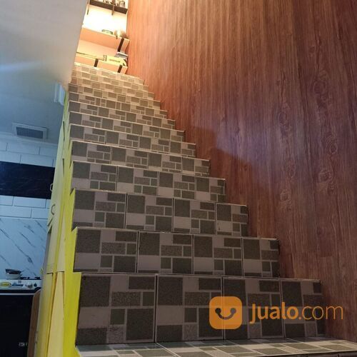 Rumah siap huni di komplek perum cimareme indah Bandung