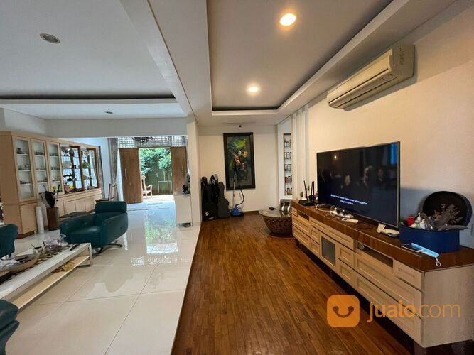 Rumah De Park Cluster De Heliconia BSD City 11M Nepis