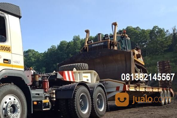 Lowbed Trailer 3 axle kap. 70 ton ban 12.00R24 Mining