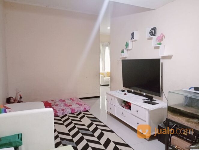 Rumah Cantik 2 Lantai The Island Cluster Patraland Kota Malang