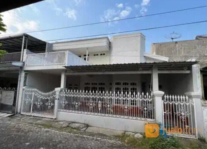 Rumah Kosong di Jalan Bendul Merisi Permai Surabaya