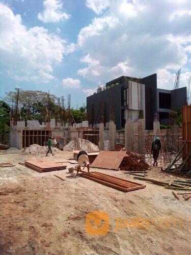 Smarthome Bungalow Pool Strategis Pesanggrahan Jakarta Selatan